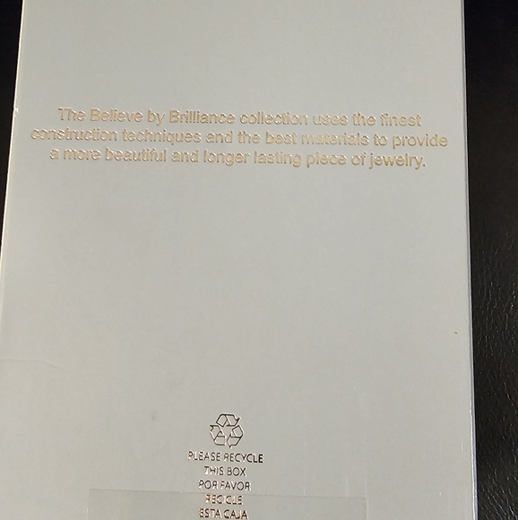 Silver Plated Cubic Zirconia Stud Earring Set New With Tags - Picture 2 of 3